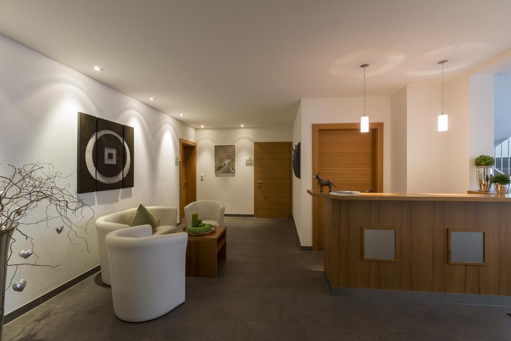 Pension Lavida Fiss Exterior photo